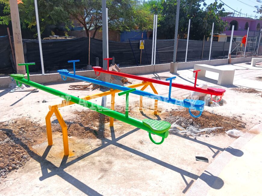 SUBE Y BAJA DE 3 PALETAS